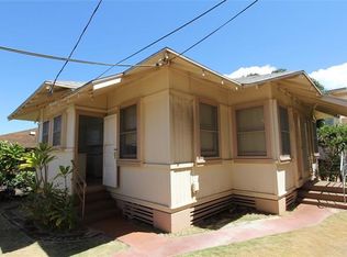 3526 Harding Ave, Honolulu, HI 96816
