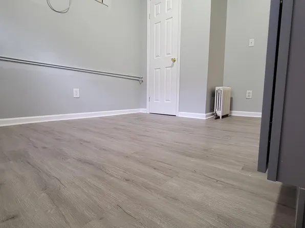 (undisclosed Address), Bronx, NY 10461