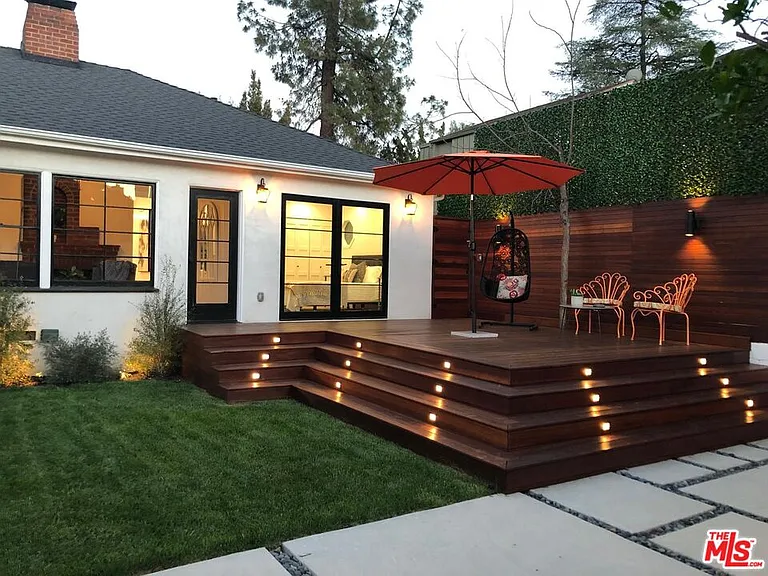 4217 Irvine Ave — Photo 18
