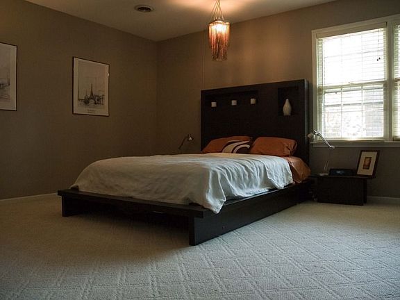 2nd image of 900 N Main St Unit 27