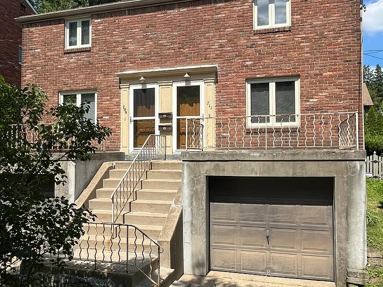 711 Vallevista Ave — Photo 2