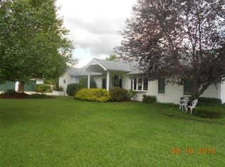 983 Triple Two Farm Rd, Felicity, OH 45120