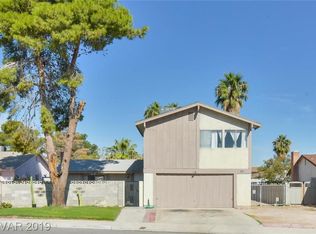 4564 Skyview Dr, Las Vegas, NV 89104