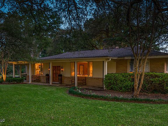 4th image of 3 Bingaman Ln