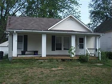 1st image of 1332 W 9th St