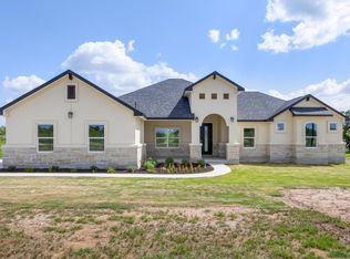 1136 Country Rd #484, Elgin, TX 78621