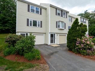 10 Chestnut Cir, Merrimack, NH 03054