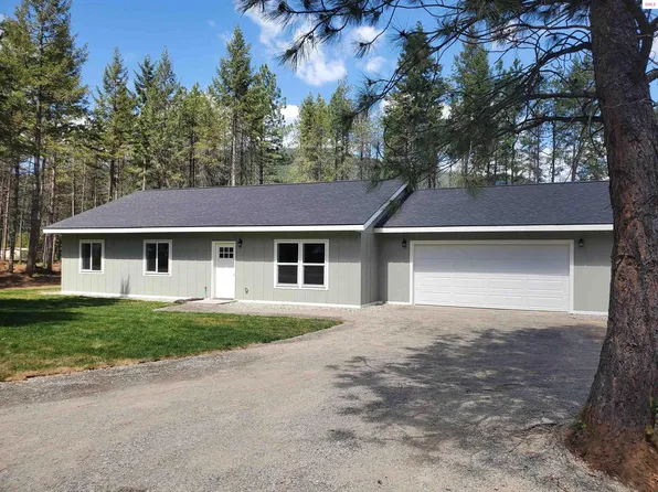 83 Danny Ln, Moyie Springs, ID 83845