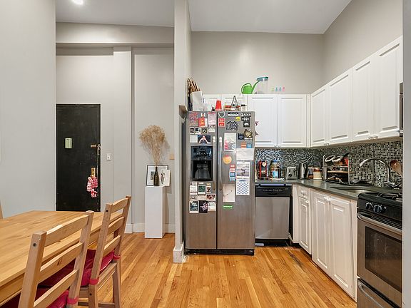 5th image of 93 Seigel St APT 5B