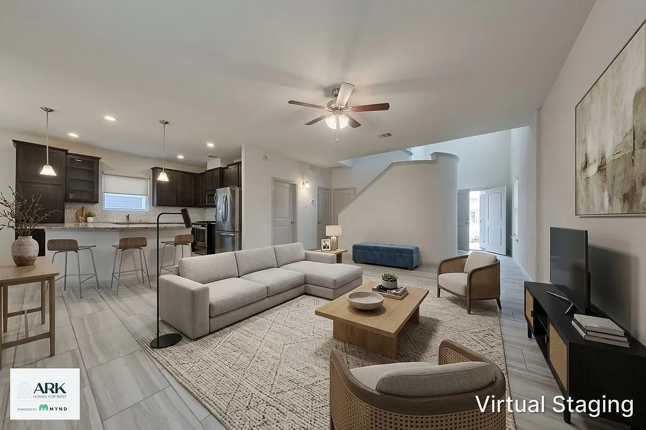 4 bed, 3.5 bath, 2064 sqft, $2,345 — Photo 3