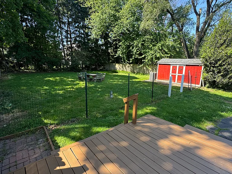 683 Knowles Ave — Photo 10