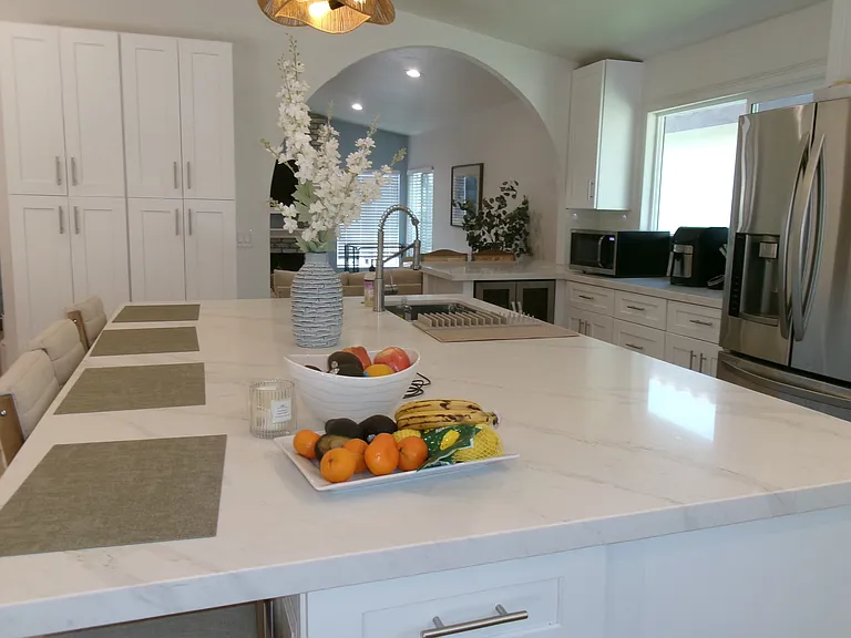 2202 Scenic Park St — Photo 8