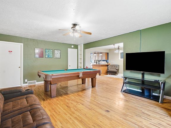 4th image of 1327 4th Ave E