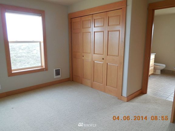 4th image of 1600 W Ocean Avenue #834
