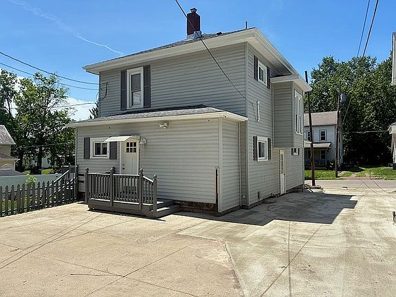 5th image of 604 N Mulberry St