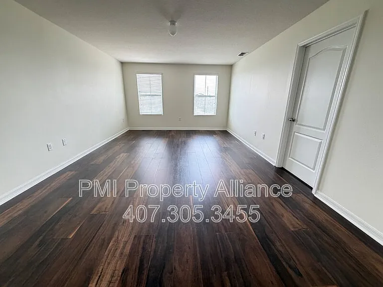 131 Bella Dr — Photo 12