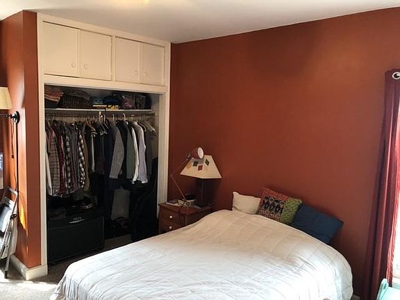 4th image of 215 Highland Ave #4