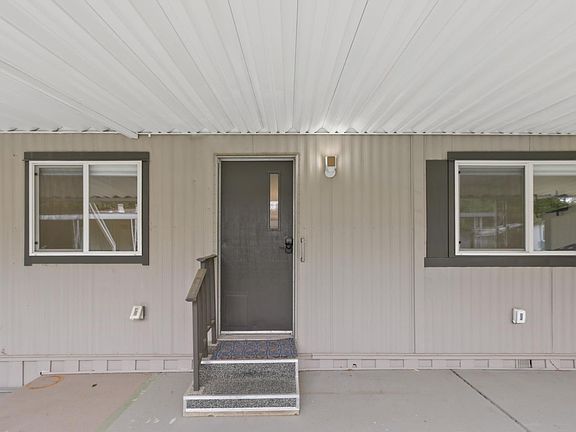 3rd image of 257 Quarter Cir