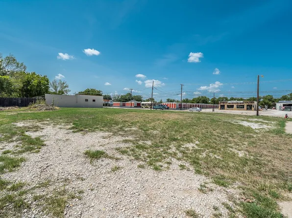 8017 White Settlement Rd, White Settlement, TX 76108