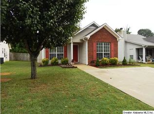 155 Carrington Ln, Calera, AL 35040