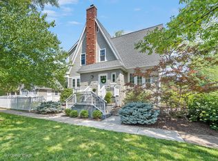 4060 Ellington Ave, Western Springs, IL 60558