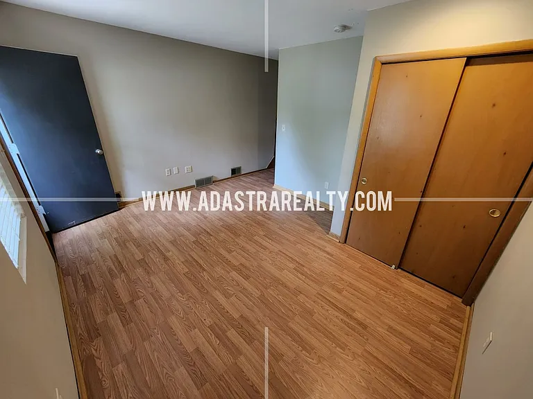 212 Brookside Dr — Photo 13