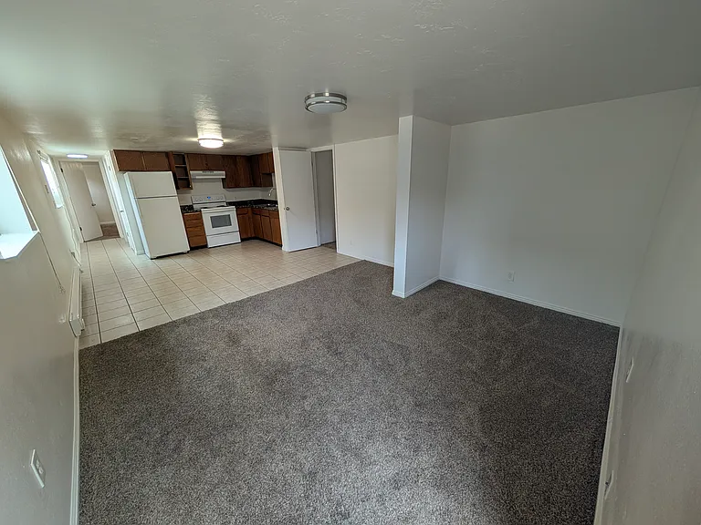 867 E Vine St #867 — Photo 5