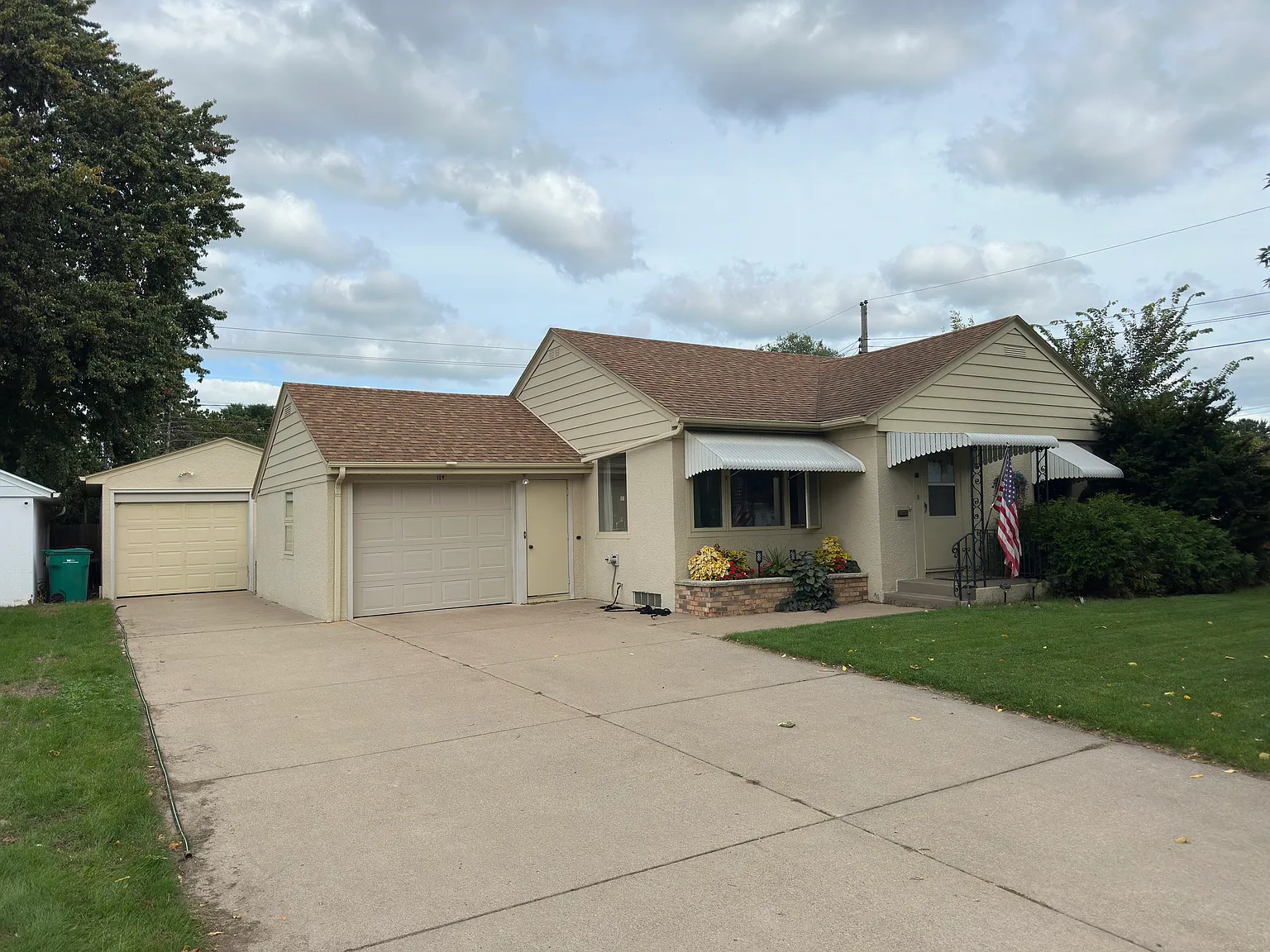 2 bed, 1208 sqft, $1,900 — Photo 4