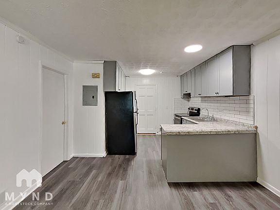 4th image of 1429 Vesta Ave #A