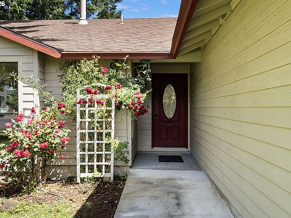 2nd image of 4115 SW 17th Ct