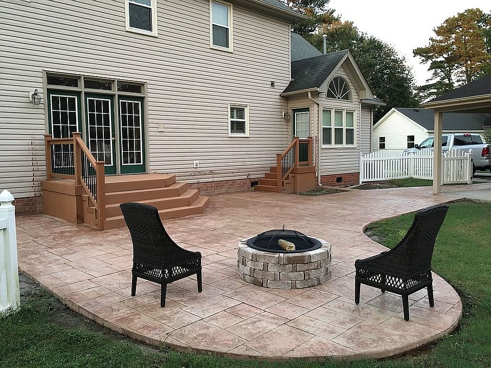 1st image of 745 Edenbridge Dr