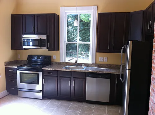 1507 Perry St Photo 1