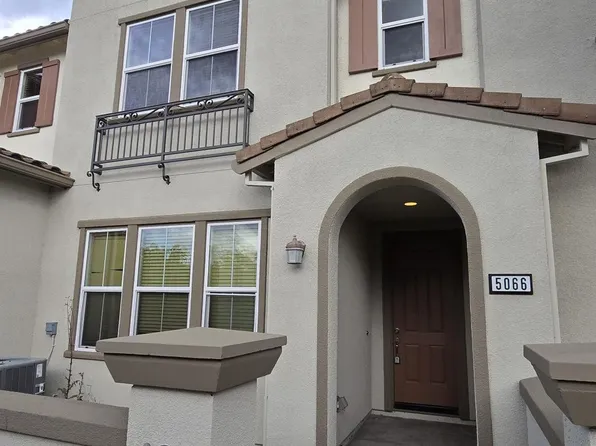5066 Fioli Loop, San Ramon, CA 94582