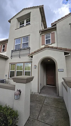 5066 Fioli Loop Photo 1