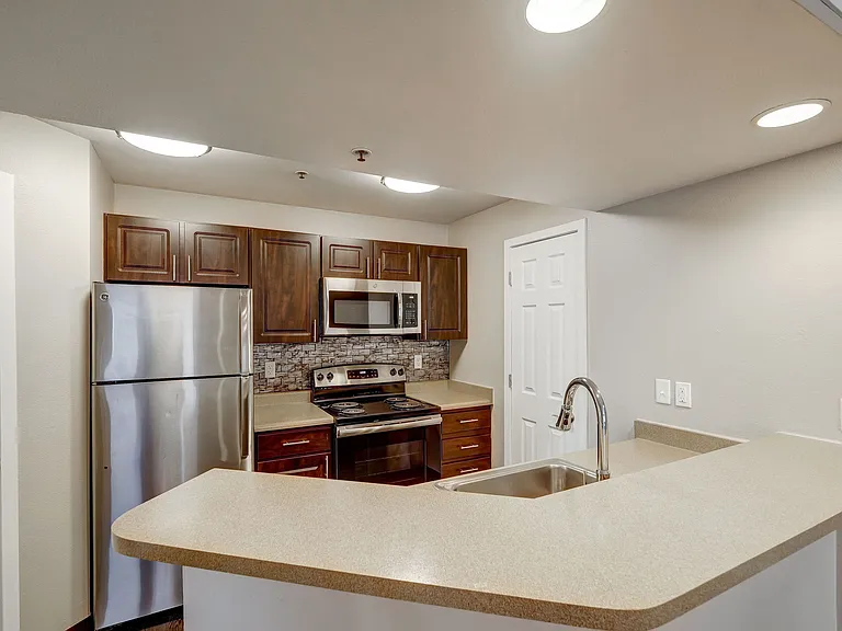 Pinecone Apartments — Photo 15