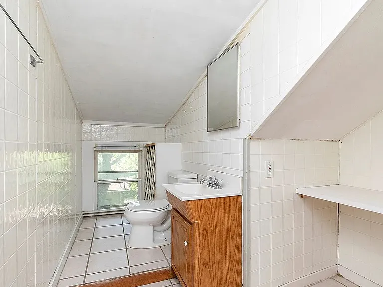 2805 Cottage Grove Ave #3 — Photo 7