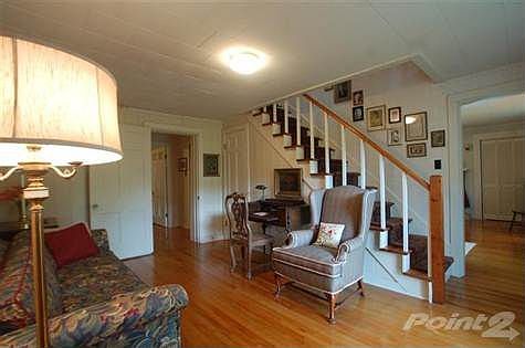 Something to be said for the stability of a stairway that have served well over the many decades!