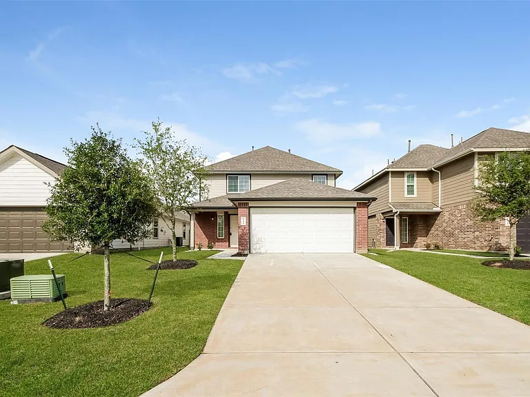 1228 Narrow Heights Dr — Photo 1