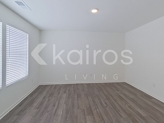 3rd image of 273 Gaston Cir