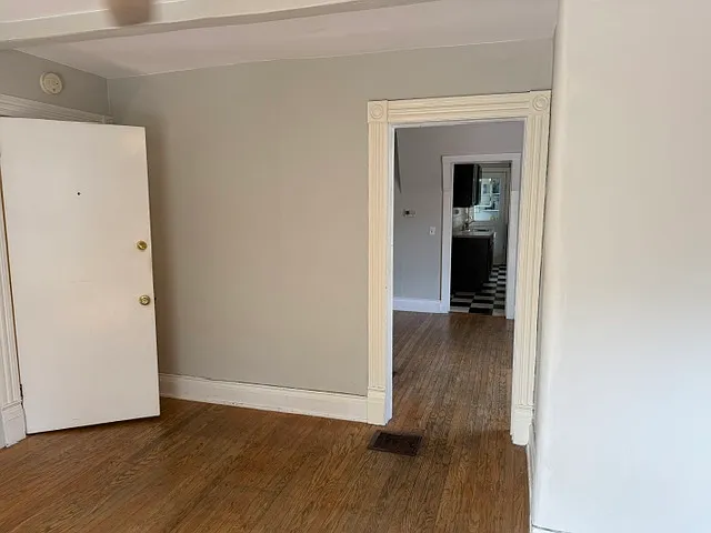 923 Fairmount St SE #1 — Photo 4