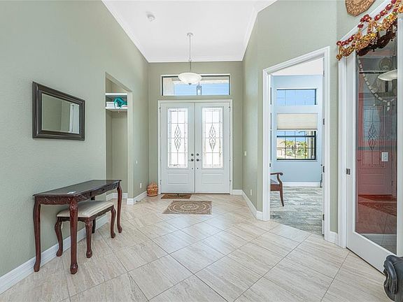 3rd image of 174 ROTONDA BOULEVARD E