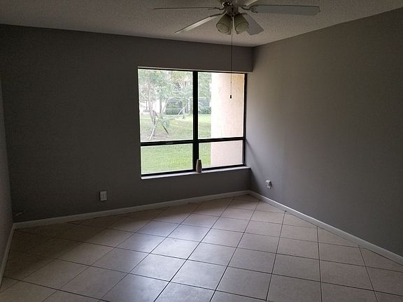 4th image of 2289 SW 15th St APT 135