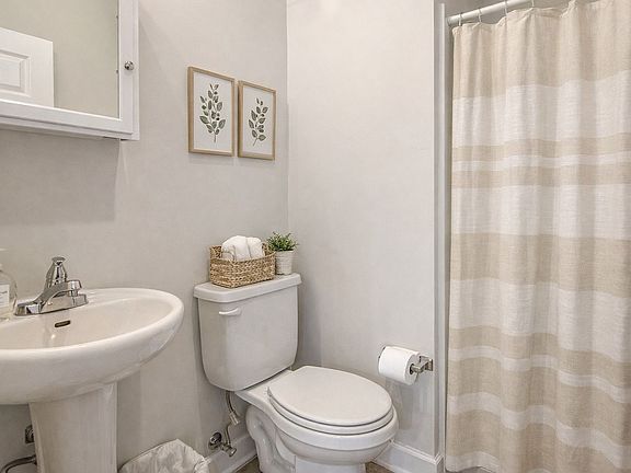 5th image of 76 Nassau St Unit N
