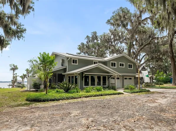 8026 NE 221st St, Melrose, FL 32666