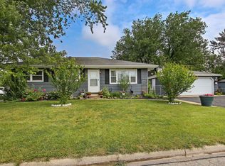 1721 Galilee Ave, Zion, IL 60099