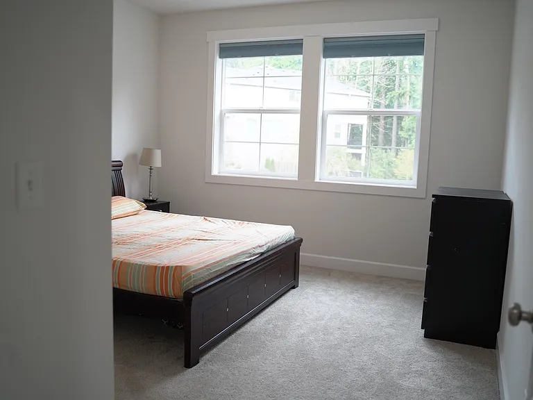 22300 SE 43rd Pl — Photo 22