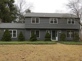 1 Merry Ln, Weston, CT 06883