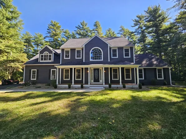 11 Fonseca Way, Wareham, MA 02571