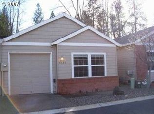 8720 SW Maple Ct, Tigard, OR 97223