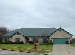 260 Ashway Ct, Dayton, OH 45440